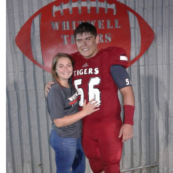 Meet your Posher, Courtney - Picture 1 of 1